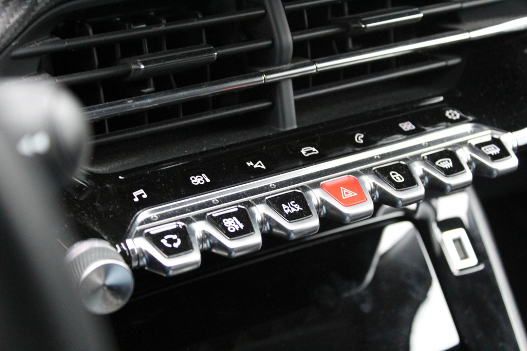 Peugeot 2008 (J457RT) met abonnement