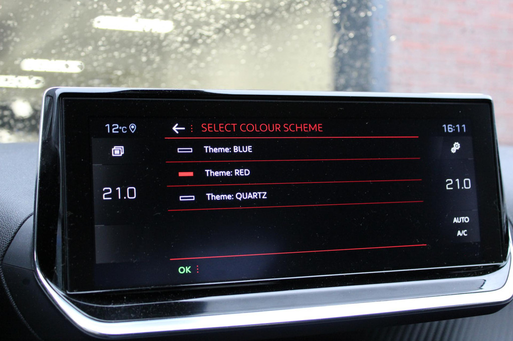 Peugeot 2008 (J457RT) met abonnement