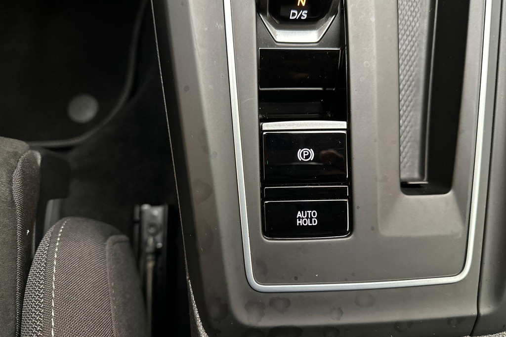 Volkswagen Golf (T963BT) met abonnement