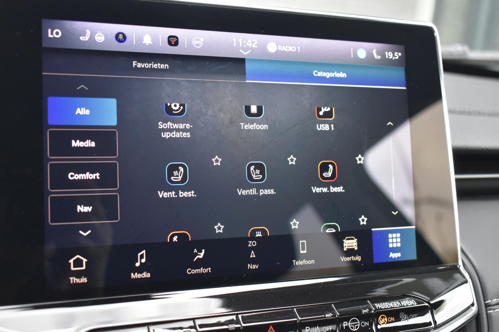 Jeep Compass (JKJ23L) met abonnement