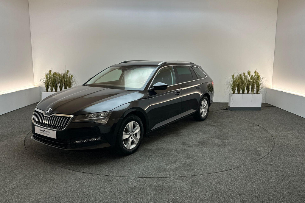 ŠKODA Superb (S632TK) met abonnement