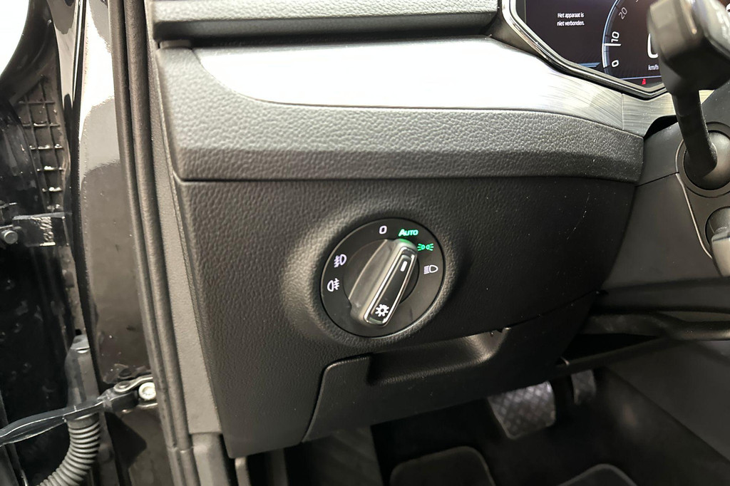 ŠKODA Superb (S632TK) met abonnement