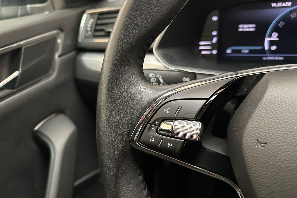 ŠKODA Superb (S632TK) met abonnement