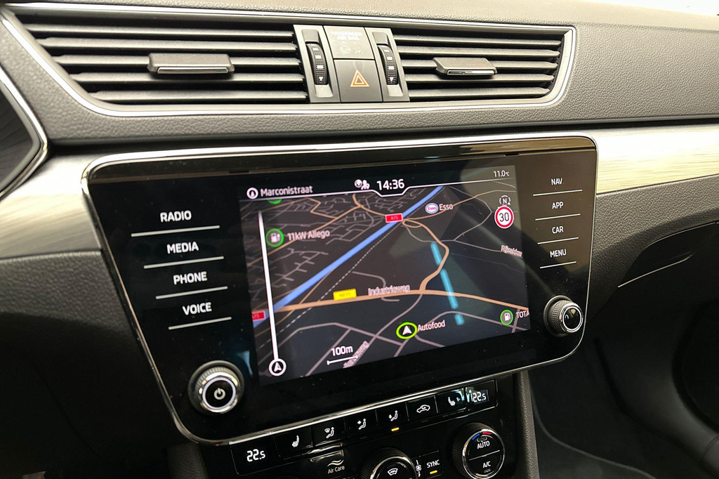 ŠKODA Superb (S632TK) met abonnement