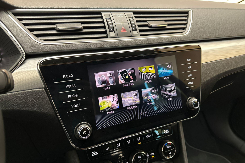 ŠKODA Superb (S632TK) met abonnement