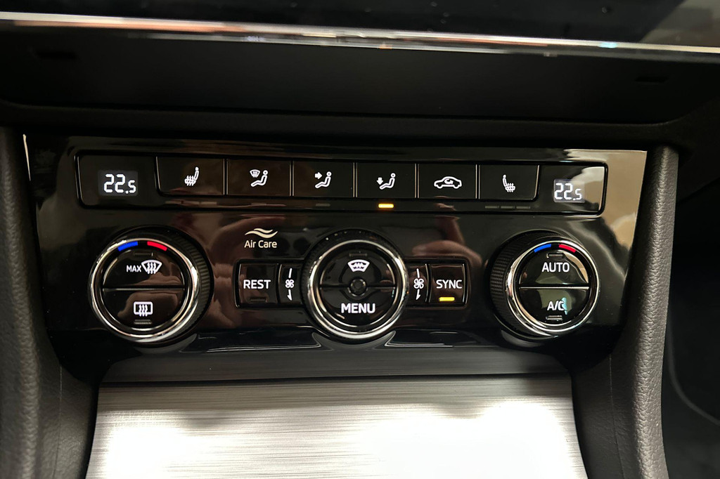 ŠKODA Superb (S632TK) met abonnement