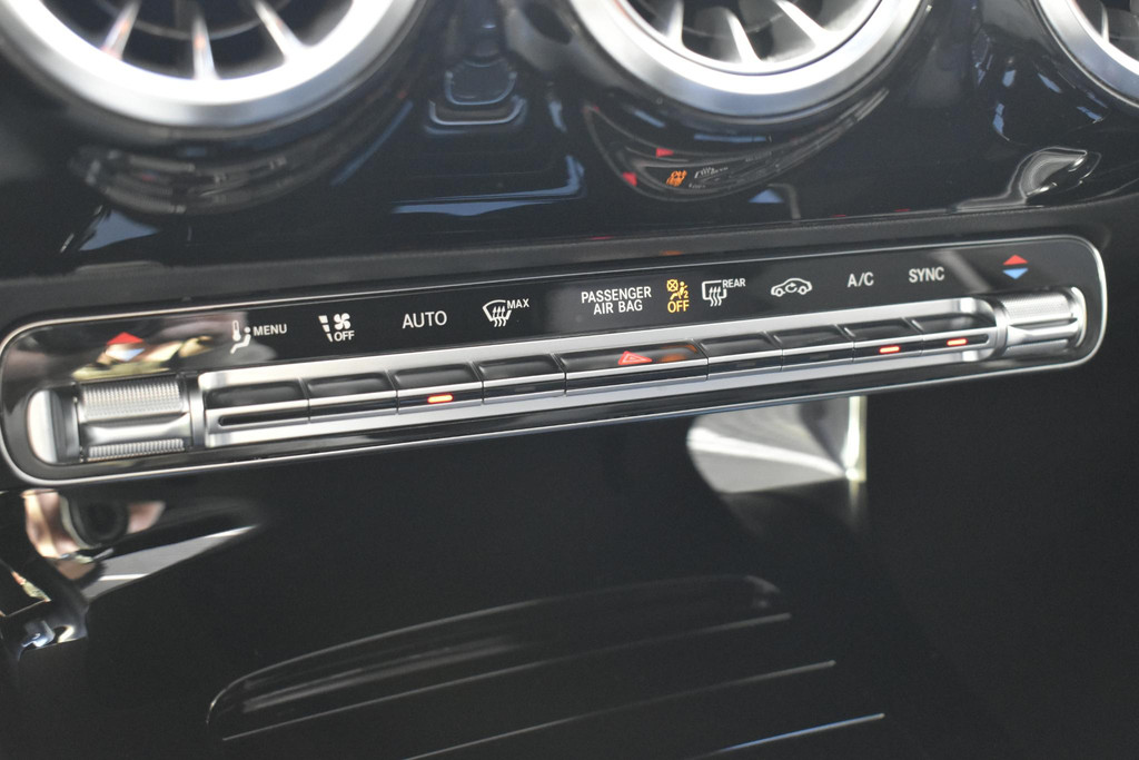 Mercedes-Benz CLA-Klasse (L166VN) met abonnement