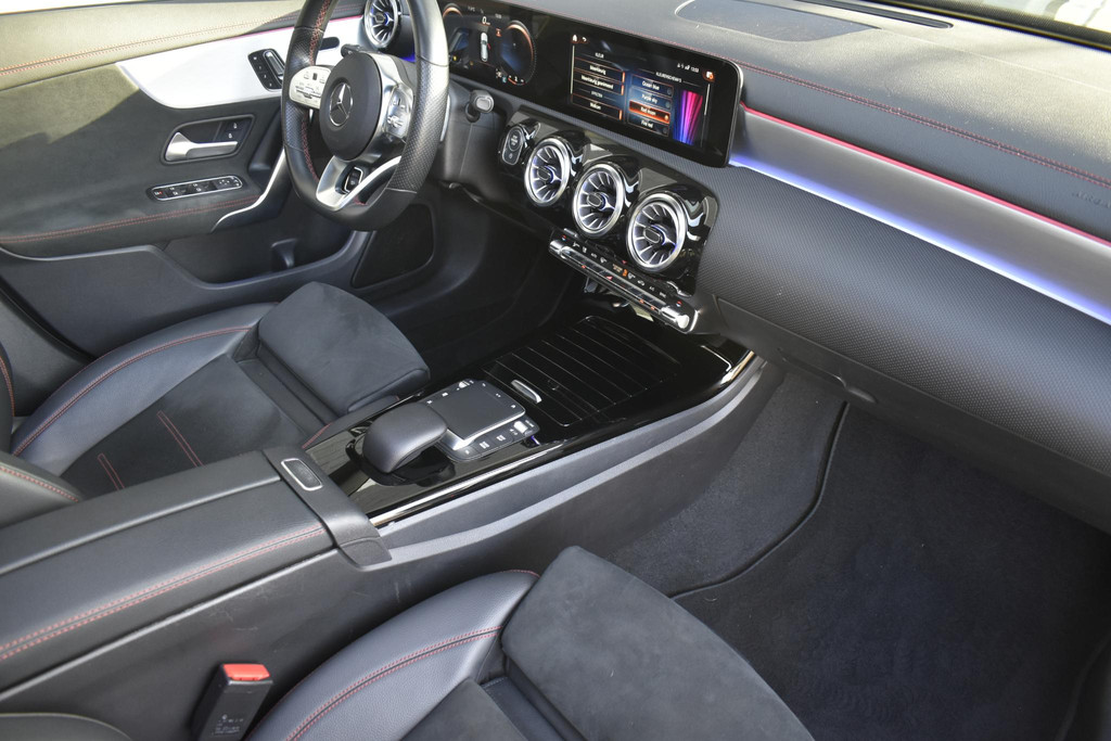 Mercedes-Benz CLA-Klasse (L166VN) met abonnement