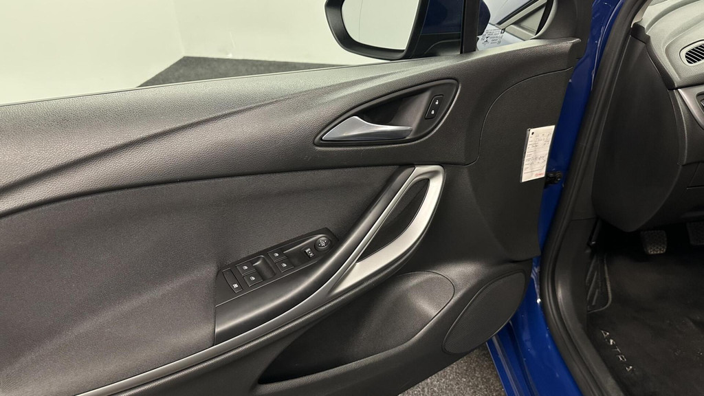 Opel Astra (J286RN) met abonnement