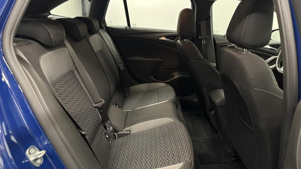 Opel Astra (J286RN) met abonnement