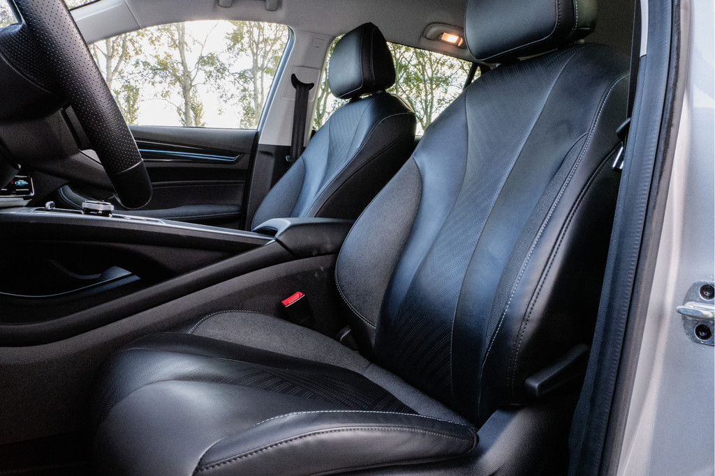 MG MG5 (GPG44X) met abonnement