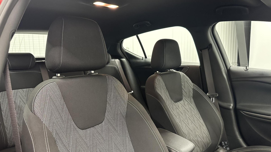 Opel Astra (J640PL) met abonnement