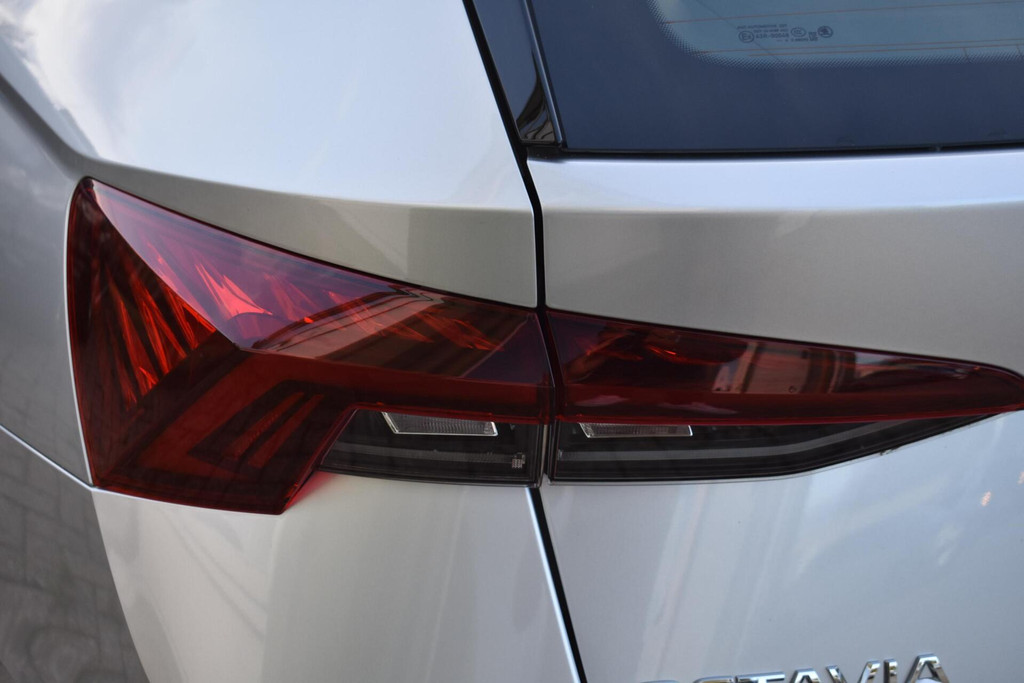 ŠKODA Octavia (Z023PB) met abonnement