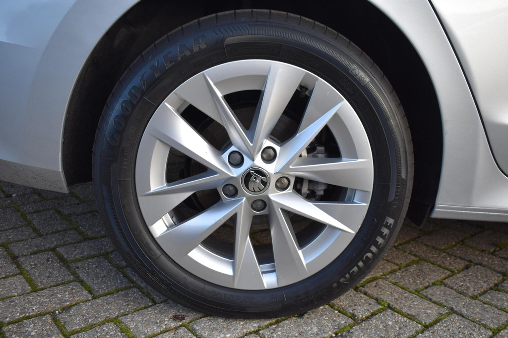 ŠKODA Octavia (Z023PB) met abonnement