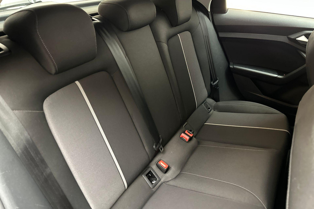 Audi A1 (N202HF) met abonnement