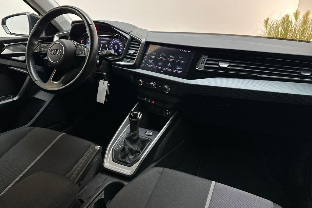 Audi A1 (N202HF) met abonnement