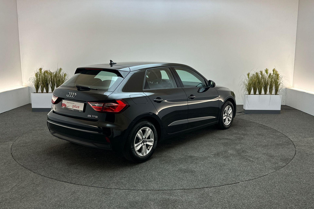 Audi A1 (N202HF) met abonnement
