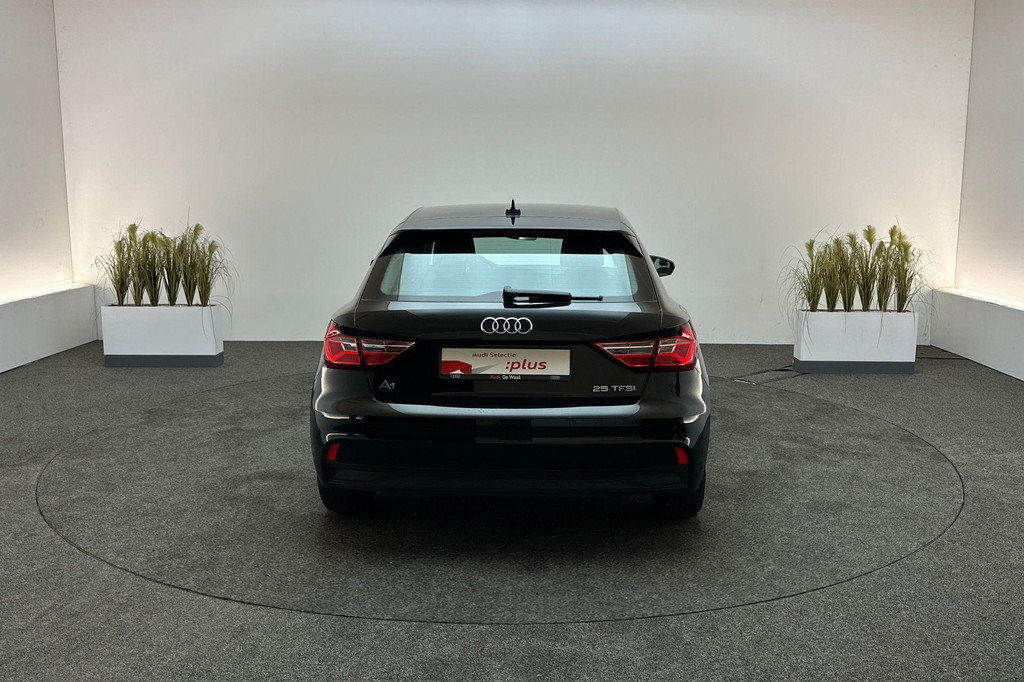 Audi A1 (N202HF) met abonnement