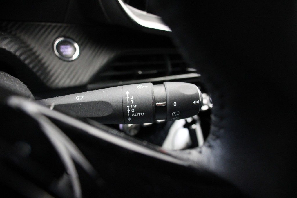 Peugeot e-208 (N557TB) met abonnement