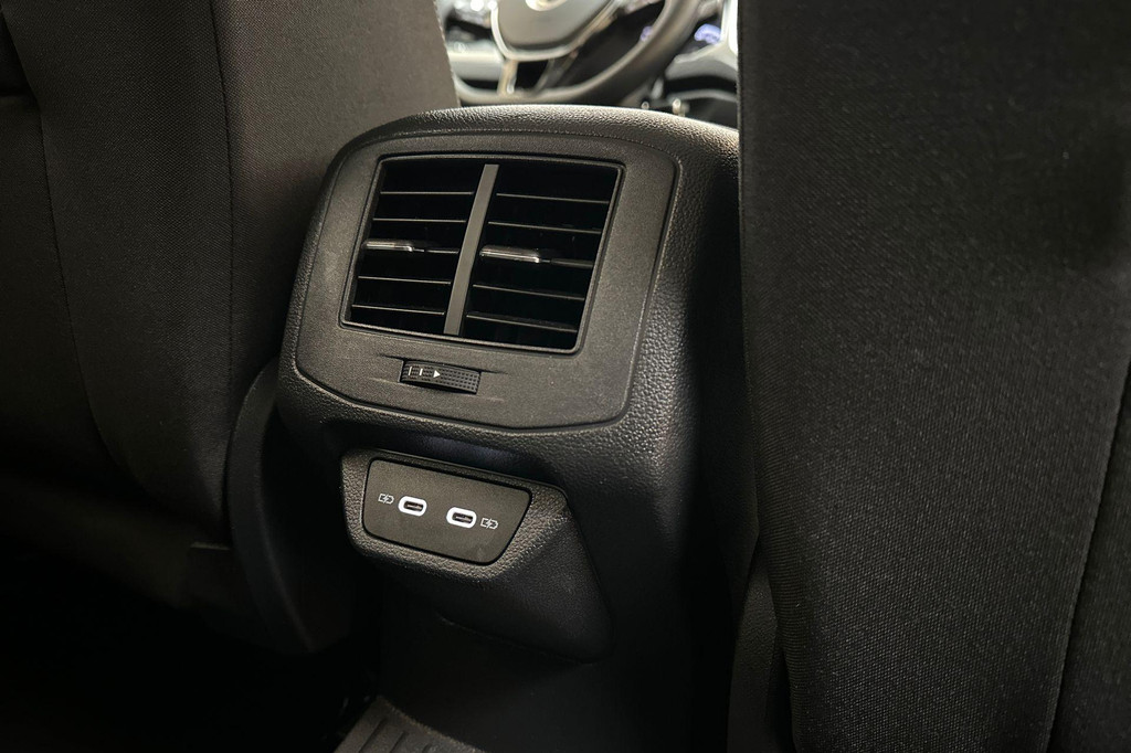 Volkswagen T-Roc (N757FS) met abonnement