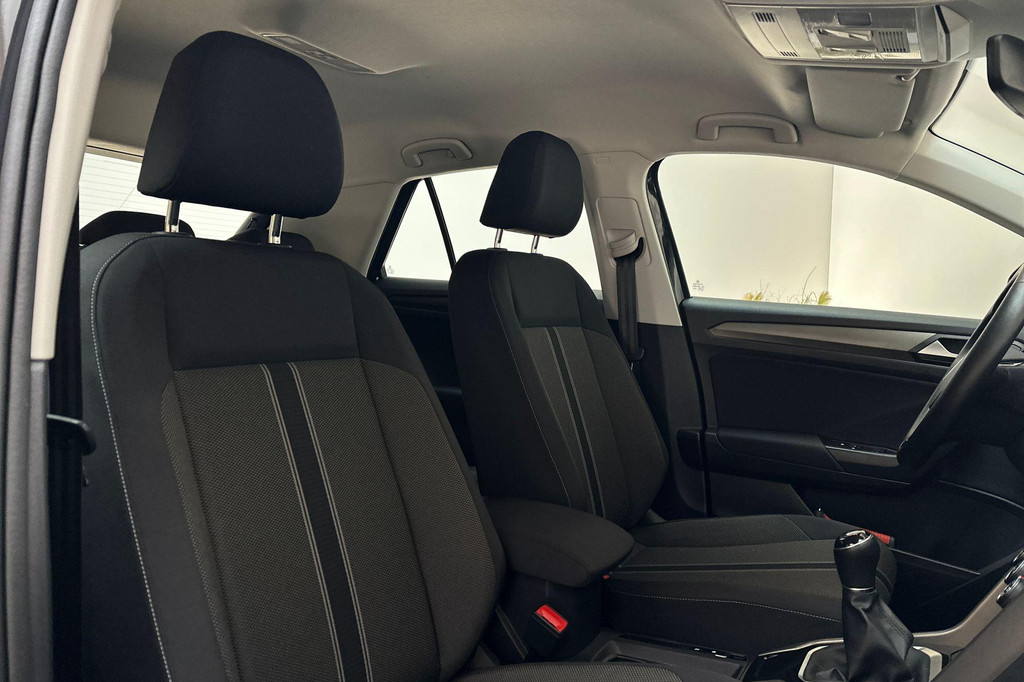 Volkswagen T-Roc (N757FS) met abonnement