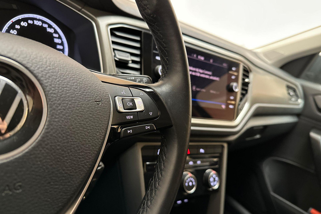 Volkswagen T-Roc (N757FS) met abonnement