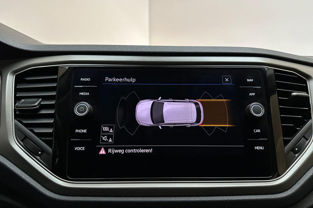 Volkswagen T-Roc (N757FS) met abonnement