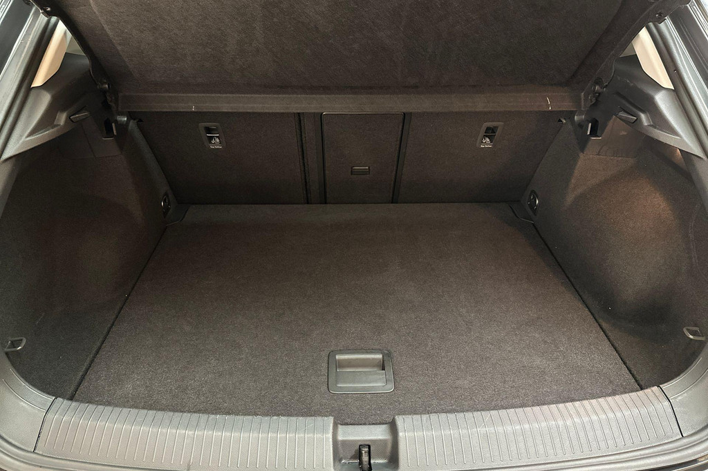 Volkswagen T-Roc (N757FS) met abonnement