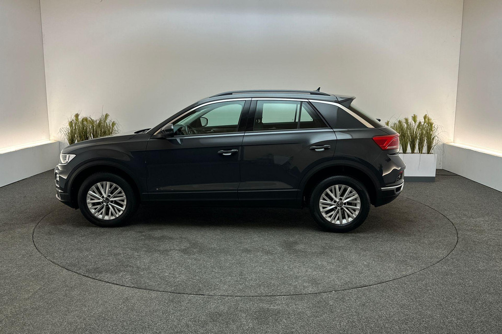 Volkswagen T-Roc (N757FS) met abonnement