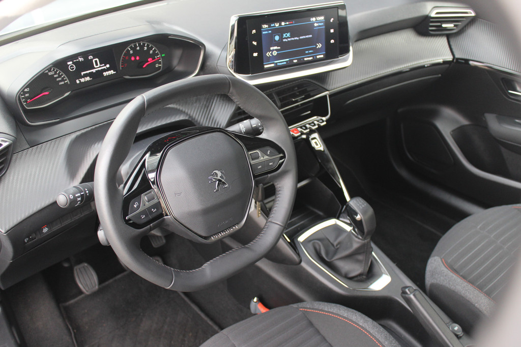 Peugeot 208 (T600BS) met abonnement