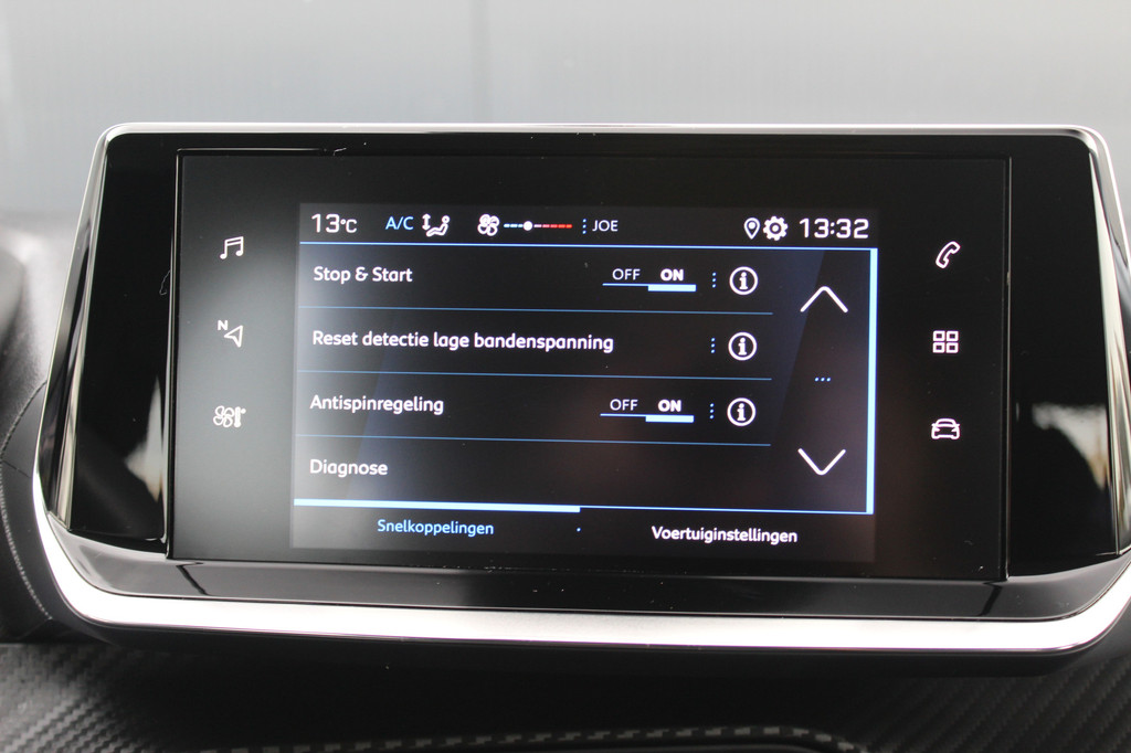 Peugeot 208 (T600BS) met abonnement