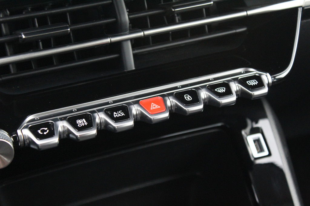 Peugeot 208 (T600BS) met abonnement