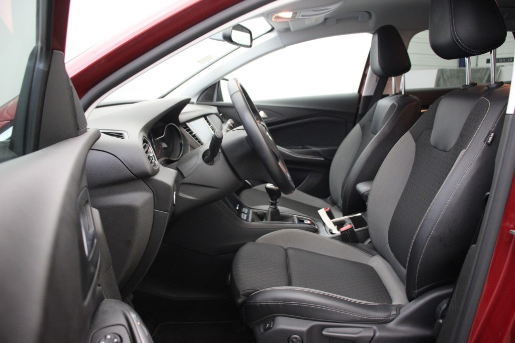 Opel Grandland X (J923LN) met abonnement