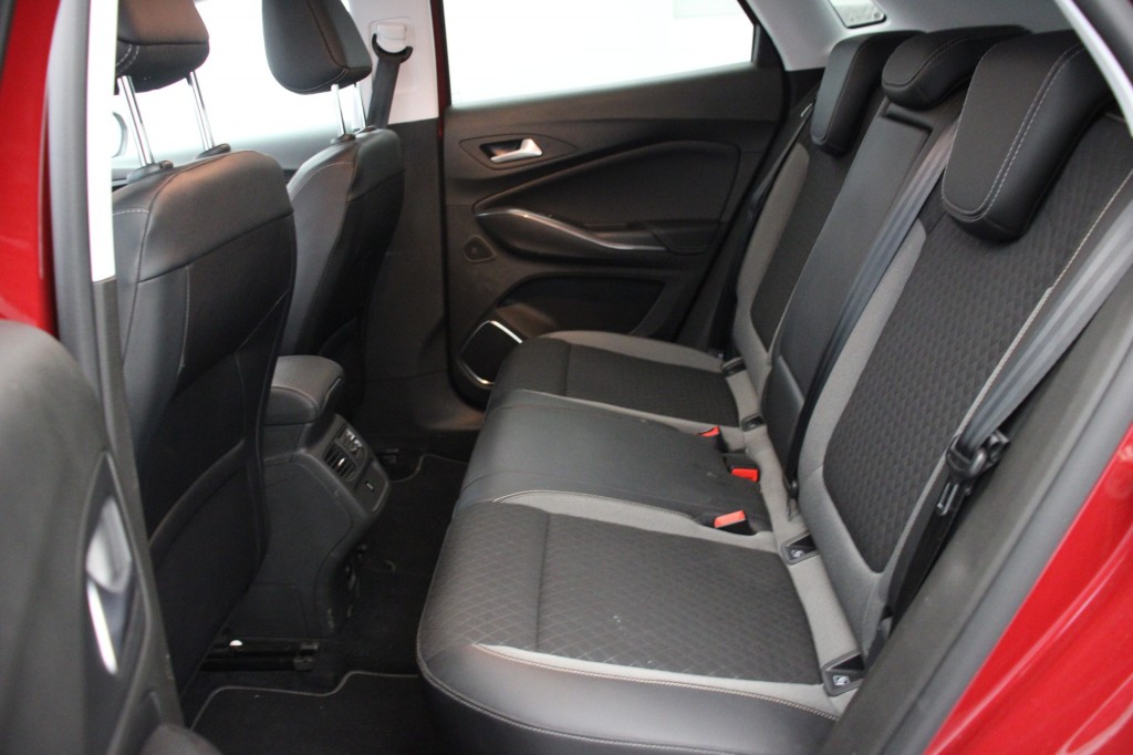 Opel Grandland X (J923LN) met abonnement