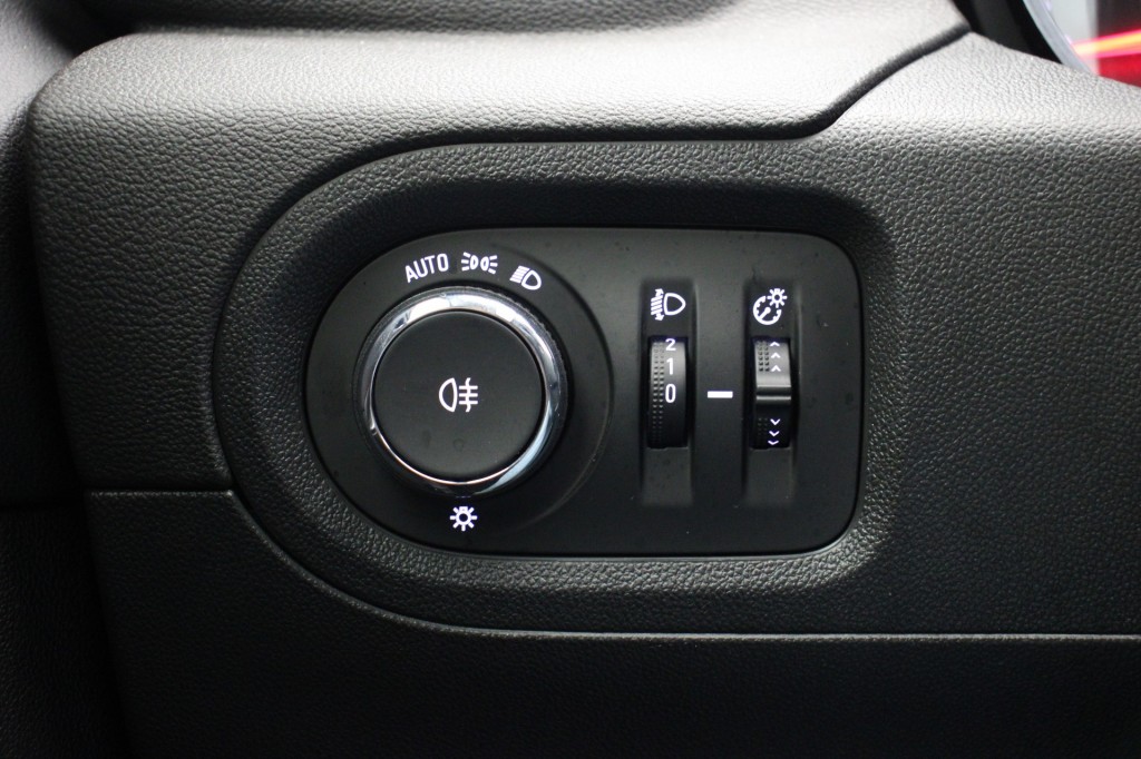 Opel Grandland X (J923LN) met abonnement