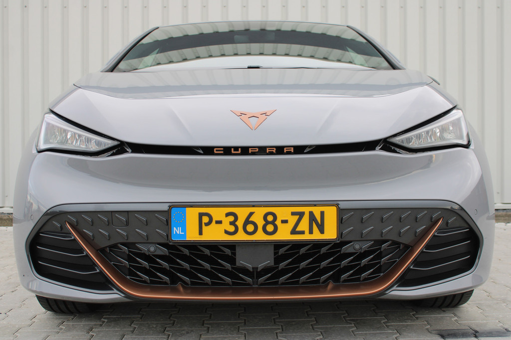 CUPRA Born (P368ZN) met abonnement