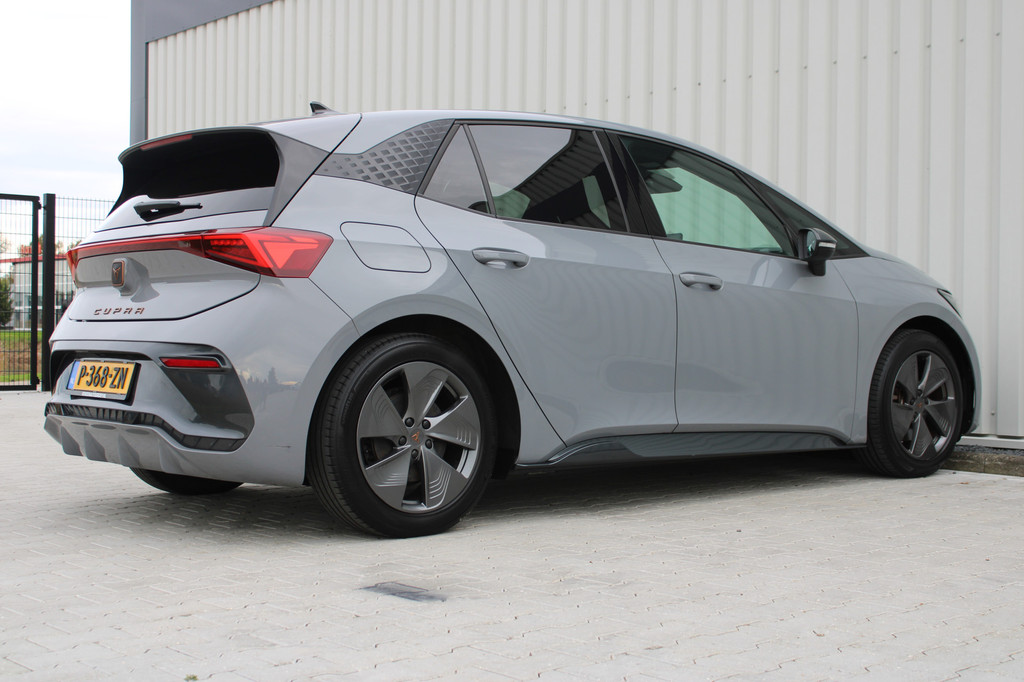 CUPRA Born (P368ZN) met abonnement
