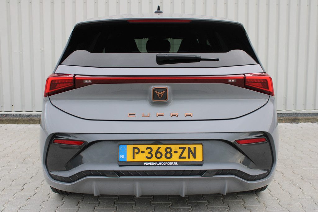 CUPRA Born (P368ZN) met abonnement