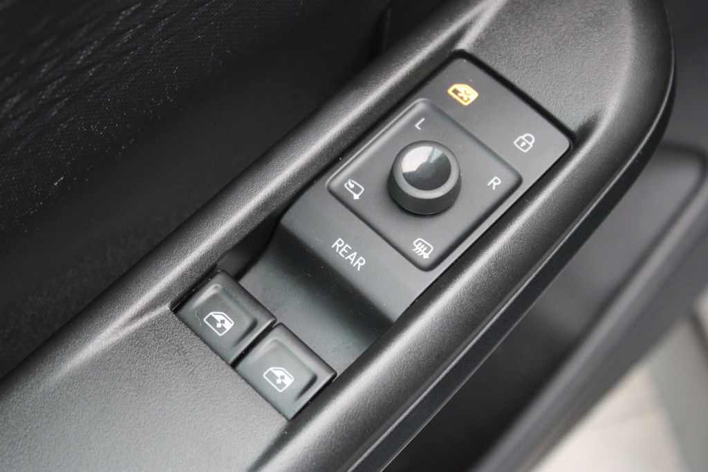 CUPRA Born (P368ZN) met abonnement