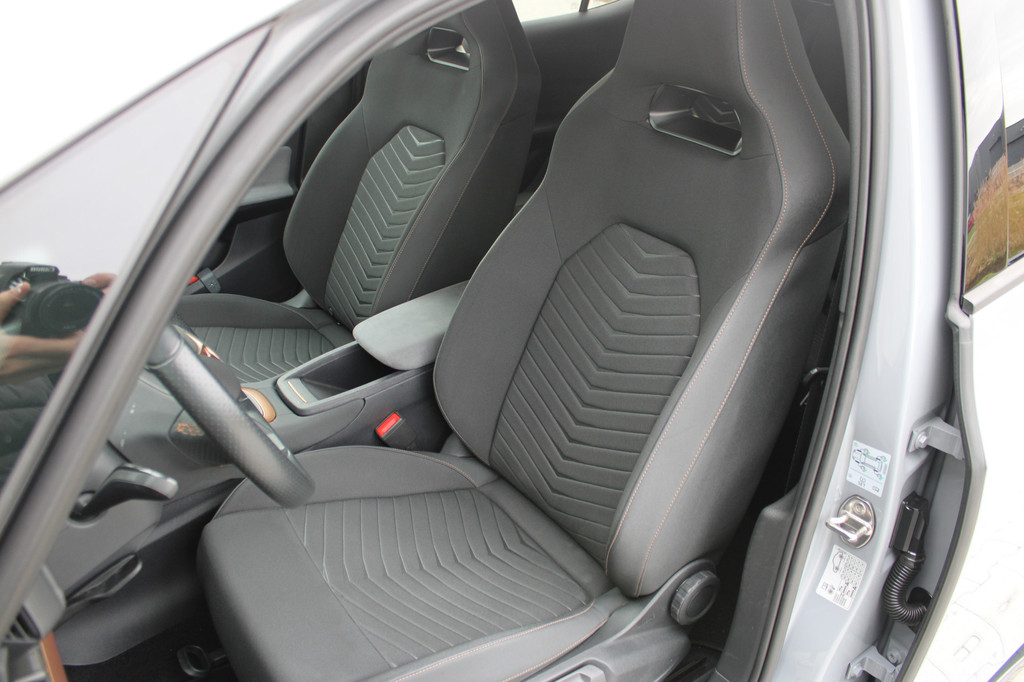 CUPRA Born (P368ZN) met abonnement