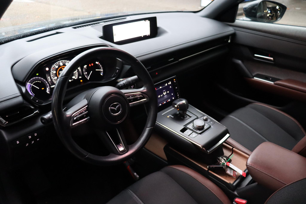 Mazda MX-30 (J853VZ) met abonnement