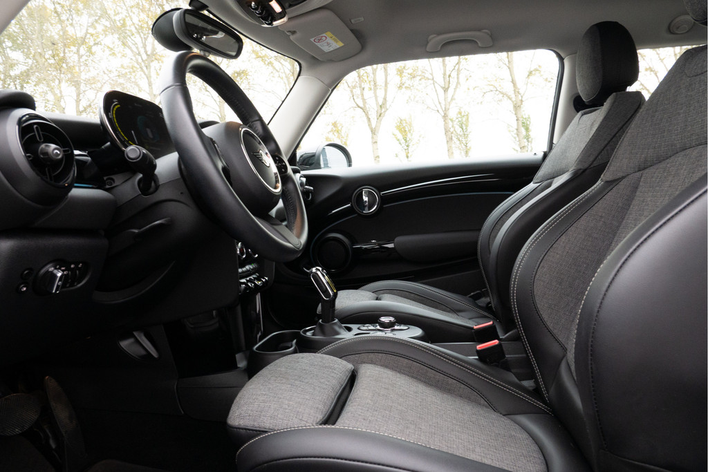 MINI Electric (N622KX) met abonnement