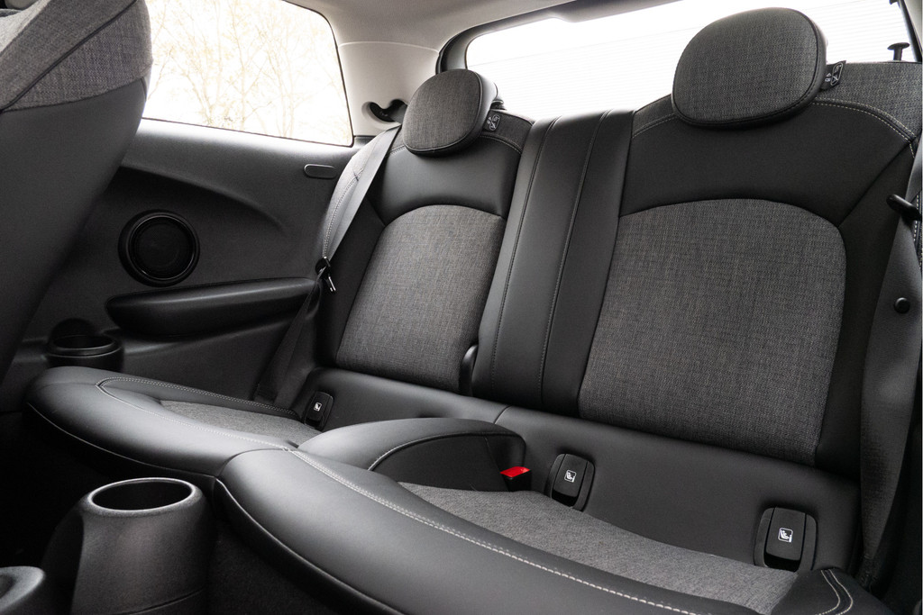 MINI Electric (N622KX) met abonnement