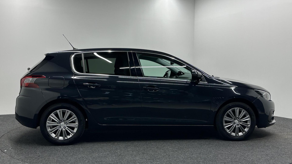 Peugeot 308 (J275GZ) met abonnement