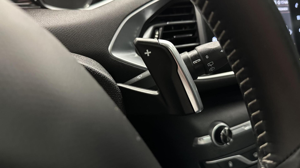 Peugeot 308 (J275GZ) met abonnement