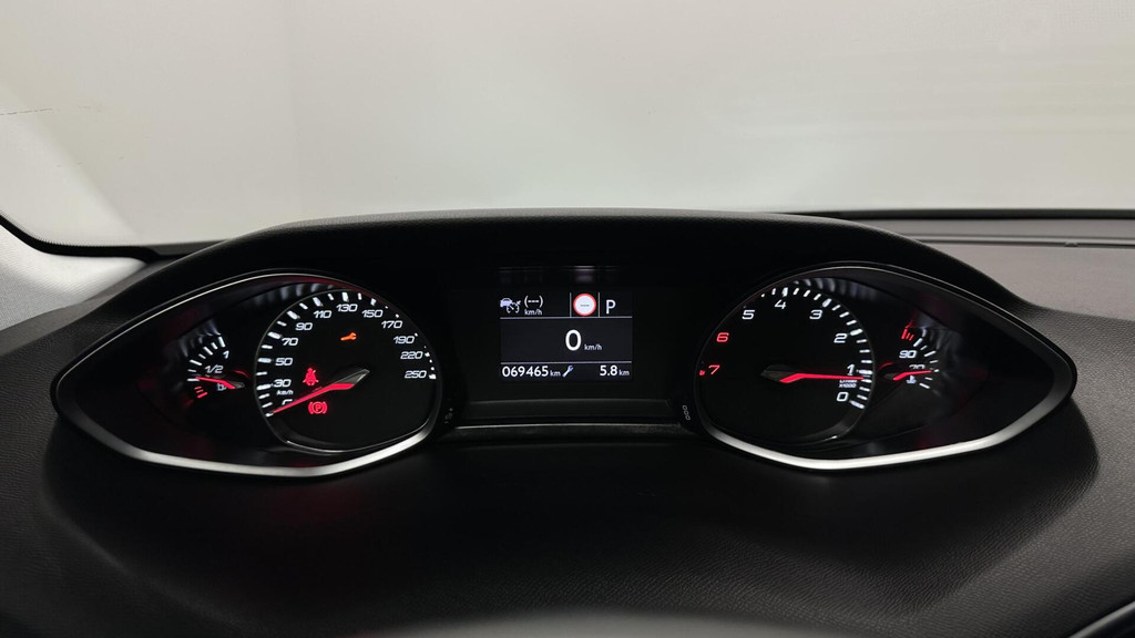 Peugeot 308 (J275GZ) met abonnement