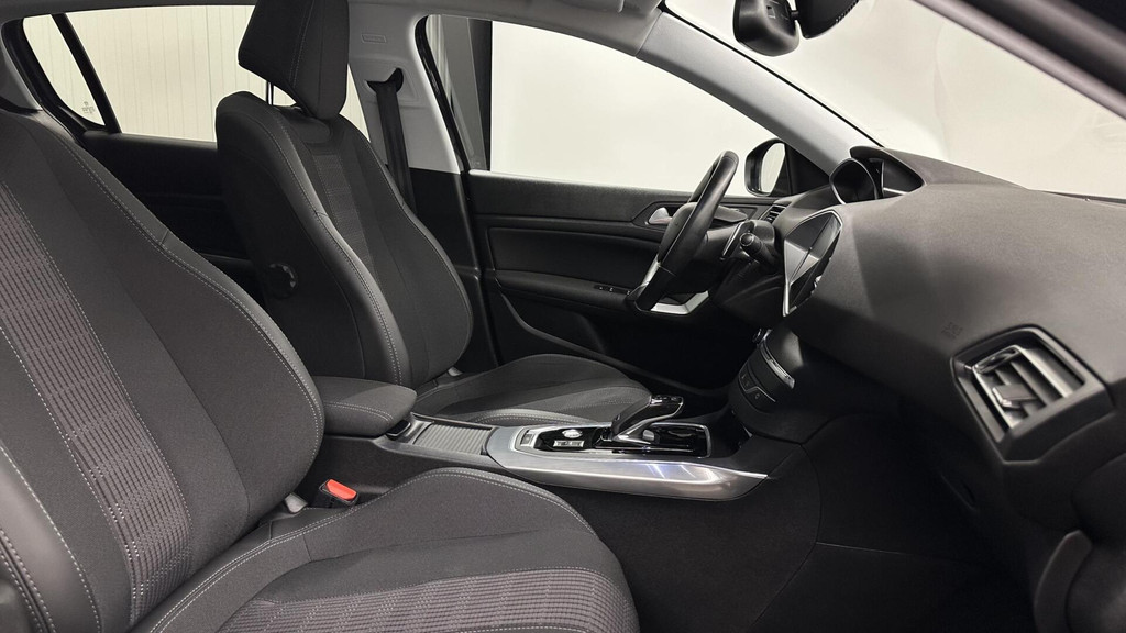Peugeot 308 (J275GZ) met abonnement