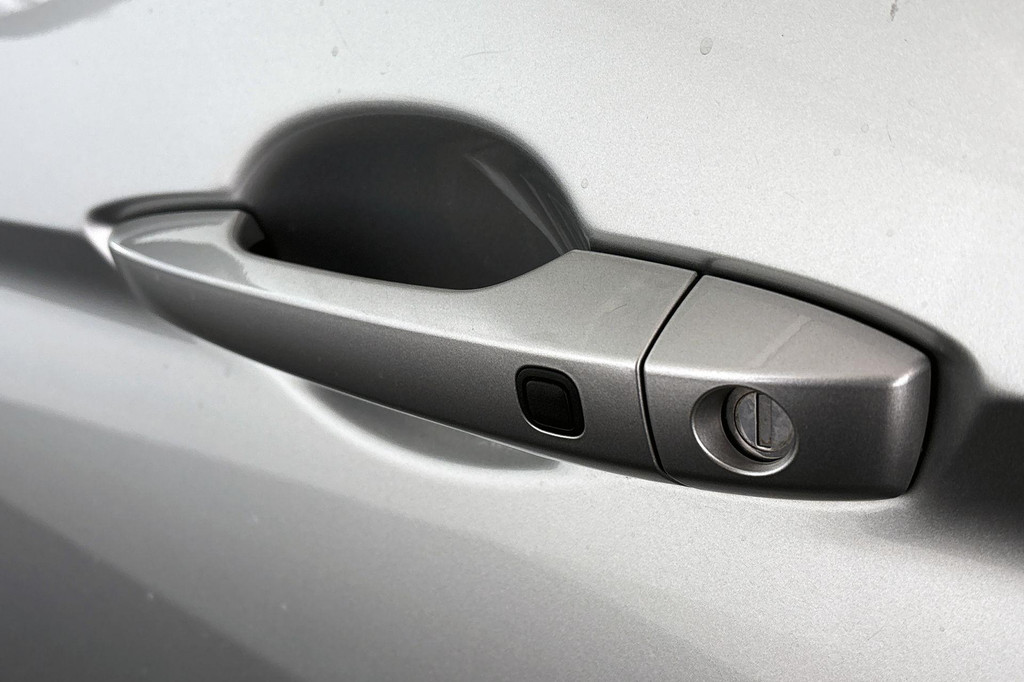 Mitsubishi Eclipse Cross (JKT03D) met abonnement