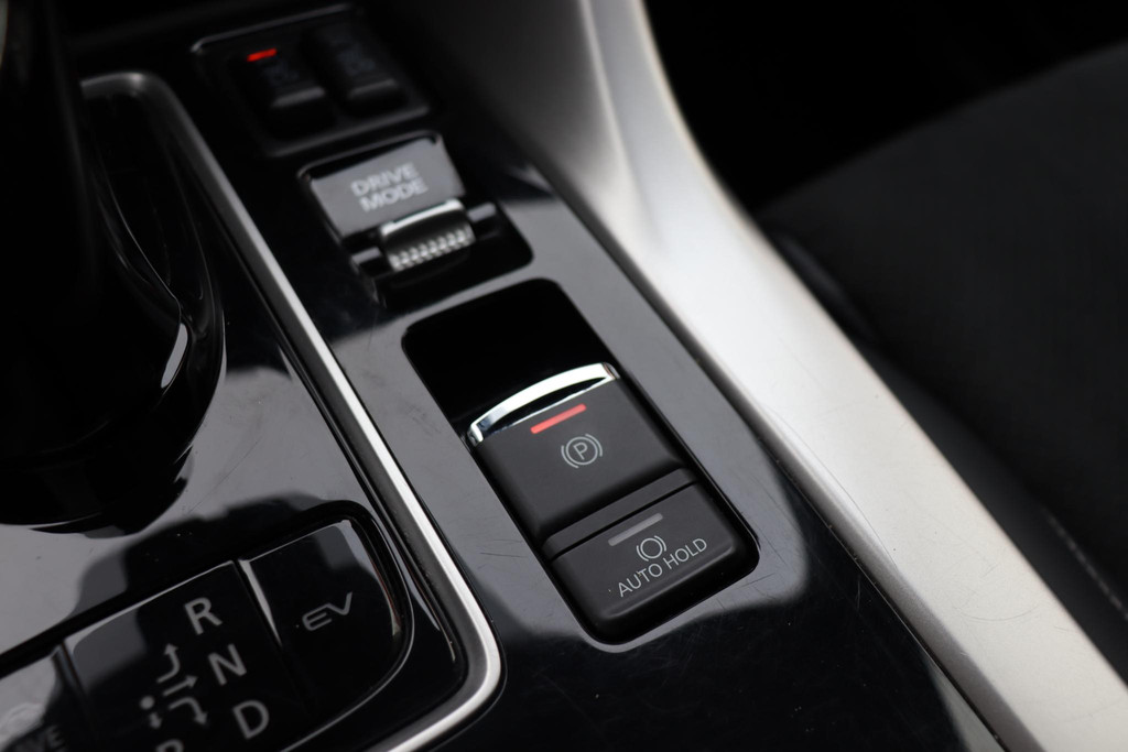 Mitsubishi Eclipse Cross (JKT95B) met abonnement