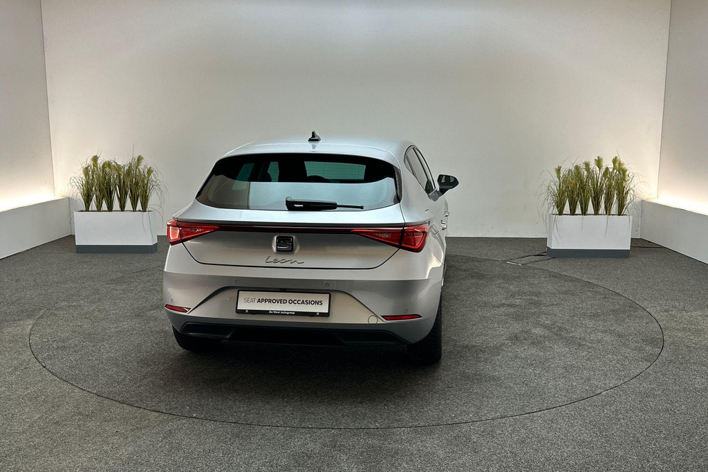 Seat Leon (X686FT) met abonnement
